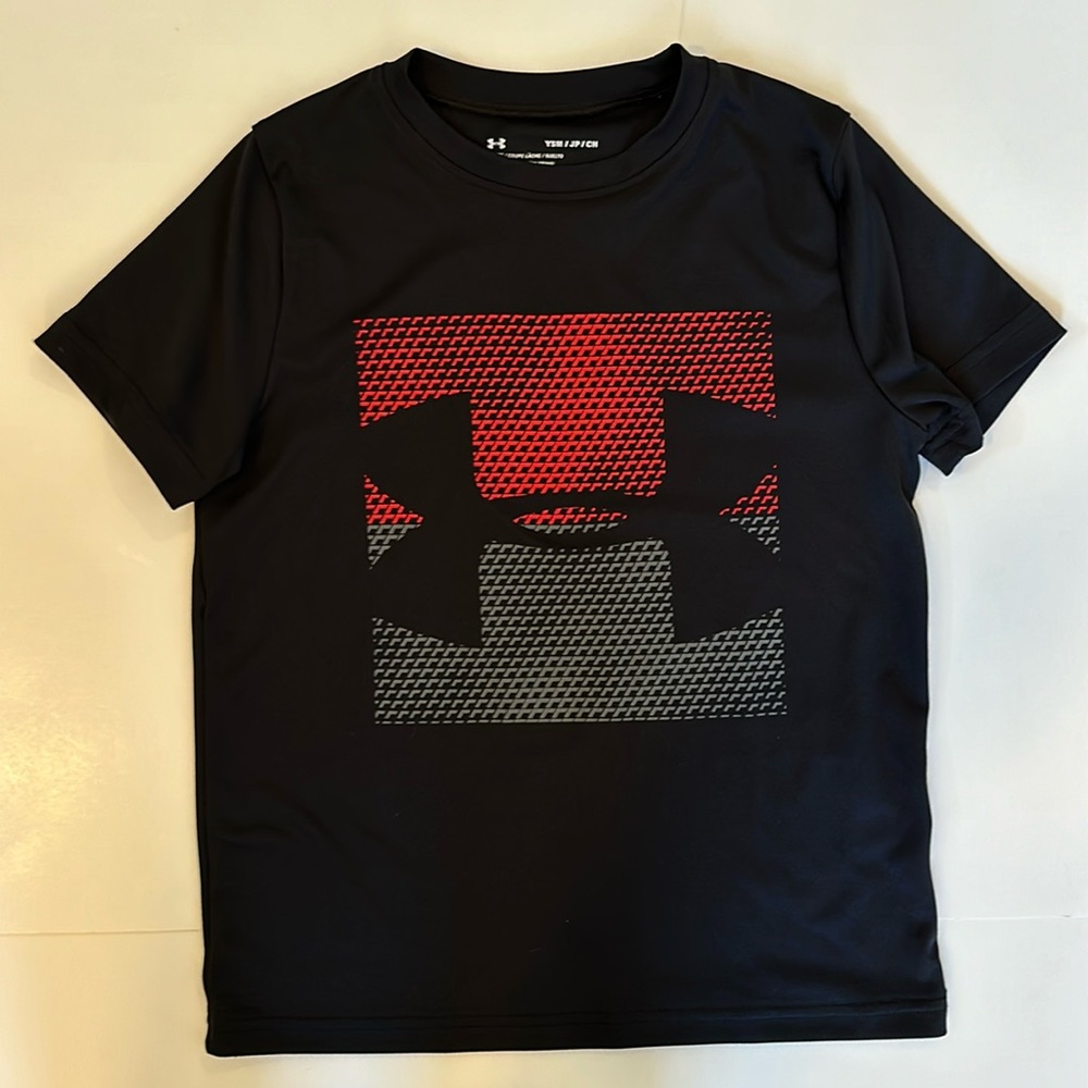 Under Armour Boys’ Short-Sleeved Heatgear Shirt, size youth small